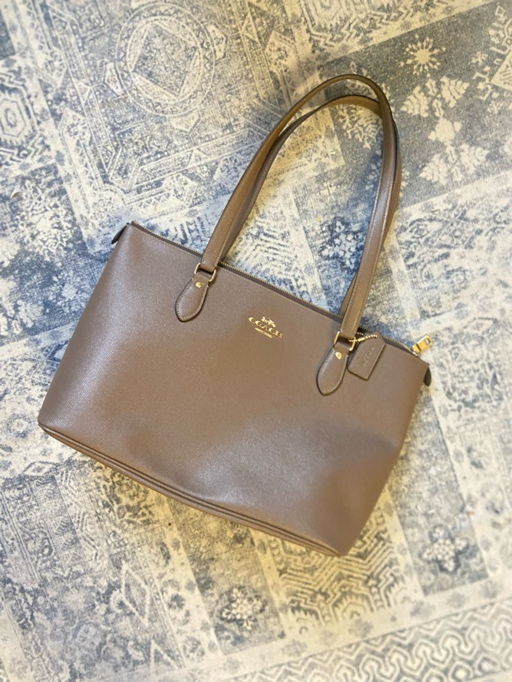 Coach Gallery Tote Bag - Picture 3 of 6